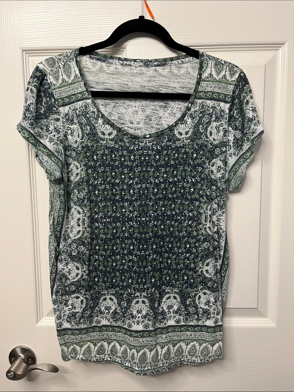 Lucky Brand Green and White Boho Paisley Patterned Short Sleeve Tee Cotton/Modal